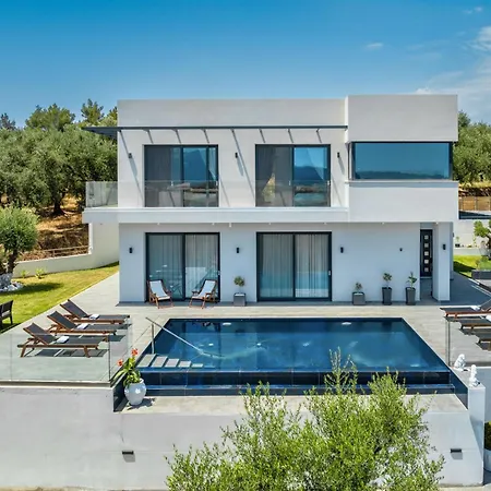 Вилла Trevilat - 4 Bedrooms With Private Pool, By Zantewize Лаганас