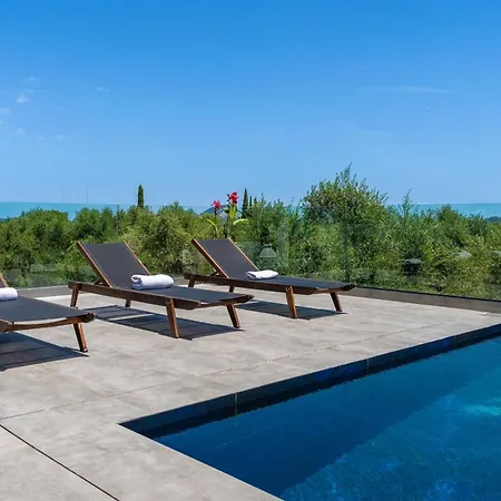 Trevilat - 4 Bedrooms With Private Pool, By Zantewize Лаганас