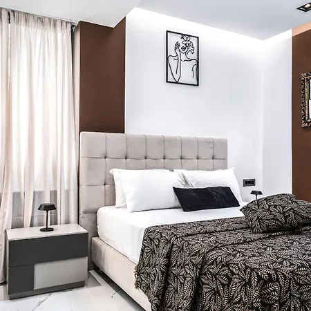 Trevilat - 4 Bedrooms With Private Pool, By Zantewize וילה