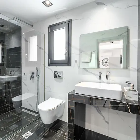 Trevilat - 4 Bedrooms With Private Pool, By Zantewize וילה לגאנאס